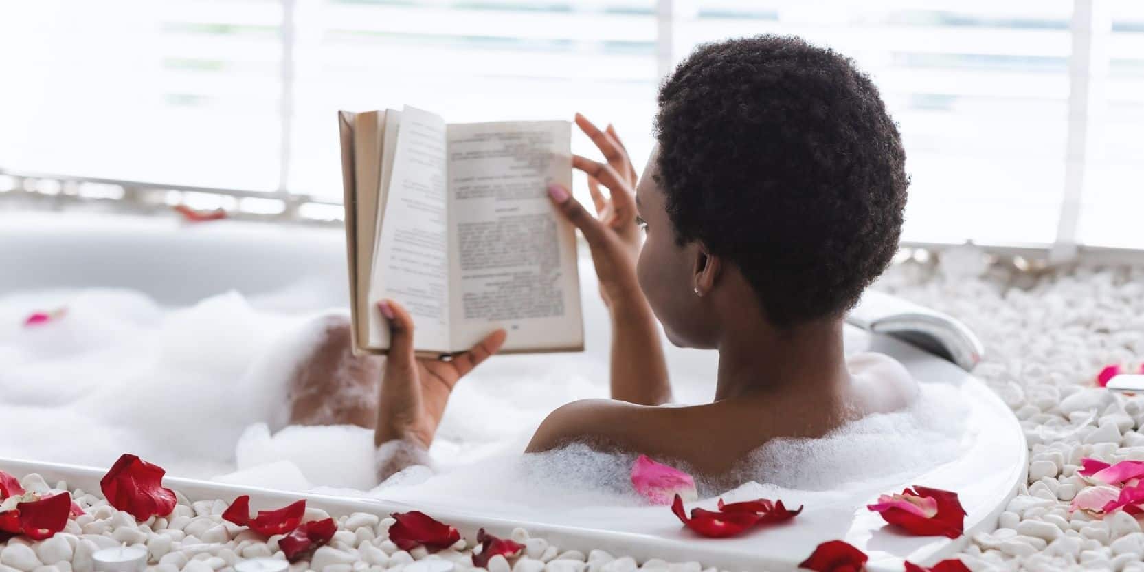 Quoi faire quand on est seul à la Saint-Valentin - Blogue | Clinique de Psychologie Québec