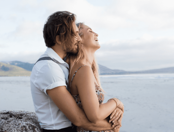 Couple qui a fait le bon choix en amour - Comment faire le bon choix en amour - Blogue | Clinique de Psychologie Québec