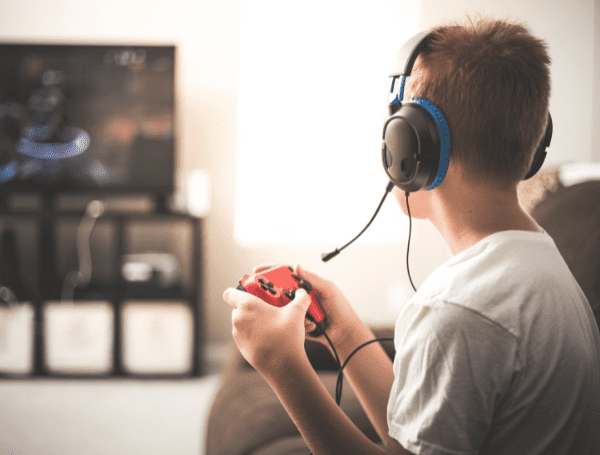La dépendance aux jeux vidéo : la reconnaître et la prévenir - Blogue | Clinique de Psychologie Québec