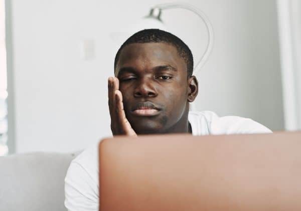 Télétravail et santé psychologique : les défis de la conciliation travail-famille-vie personnelle - Blogue | Clinique de Psychologie Québec