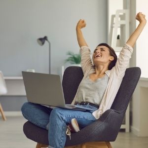 Télétravail et santé psychologique : les défis de la conciliation travail-famille-vie personnelle - Blogue | Clinique de Psychologie Québec